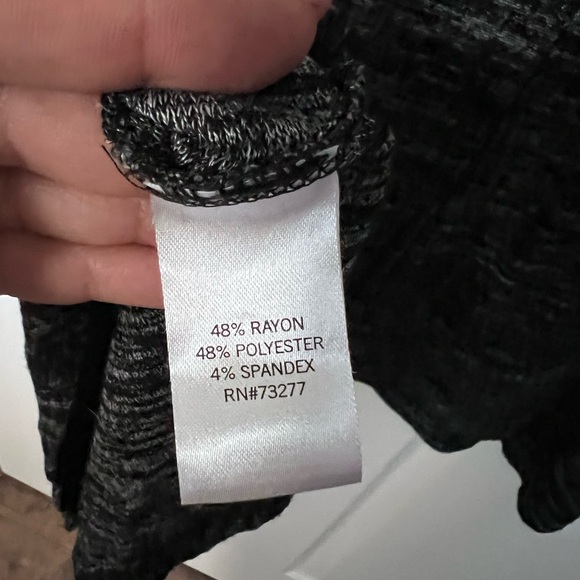 Apt. 9 women's sleeveless gray super soft turtleneck - Picture 5 of 5